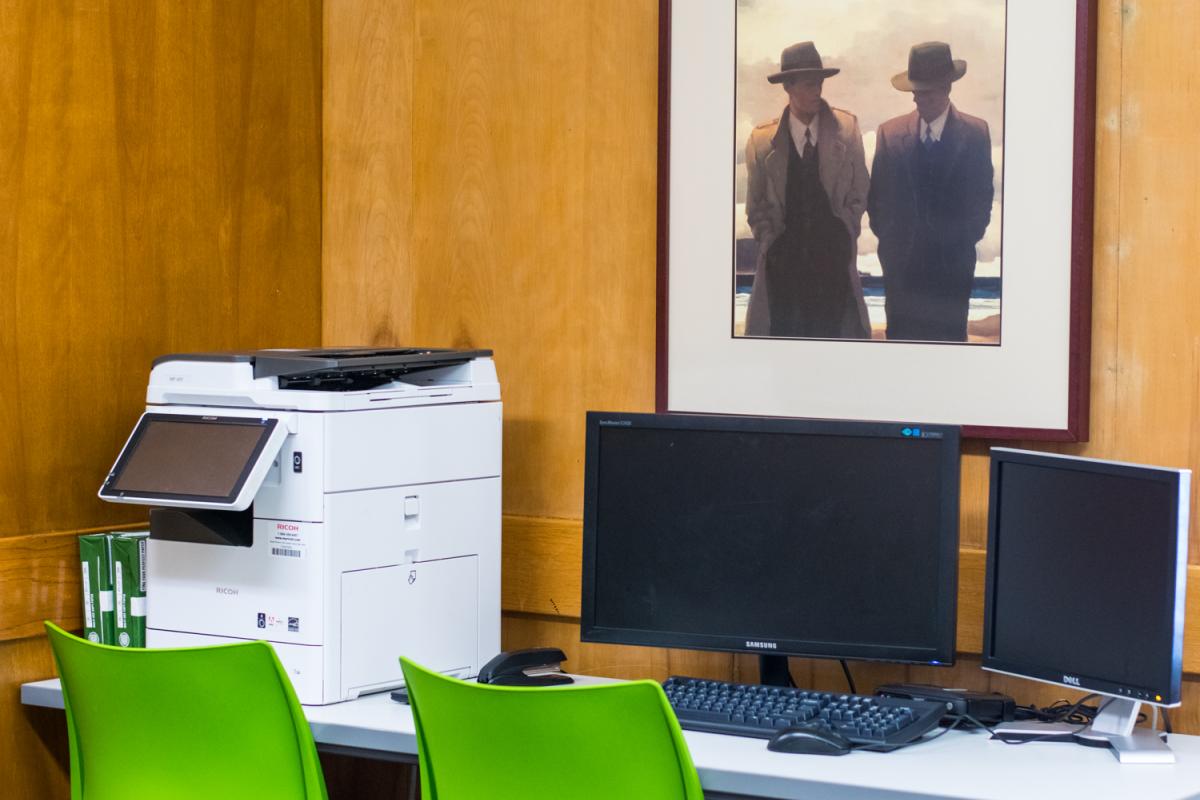 Creekside Residence Hall - computer lab